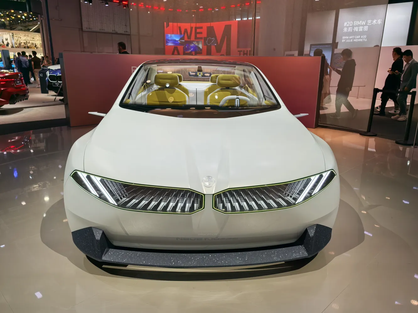 Vision Neue Klasse – прототип електричного седана BMW iM3
BMW