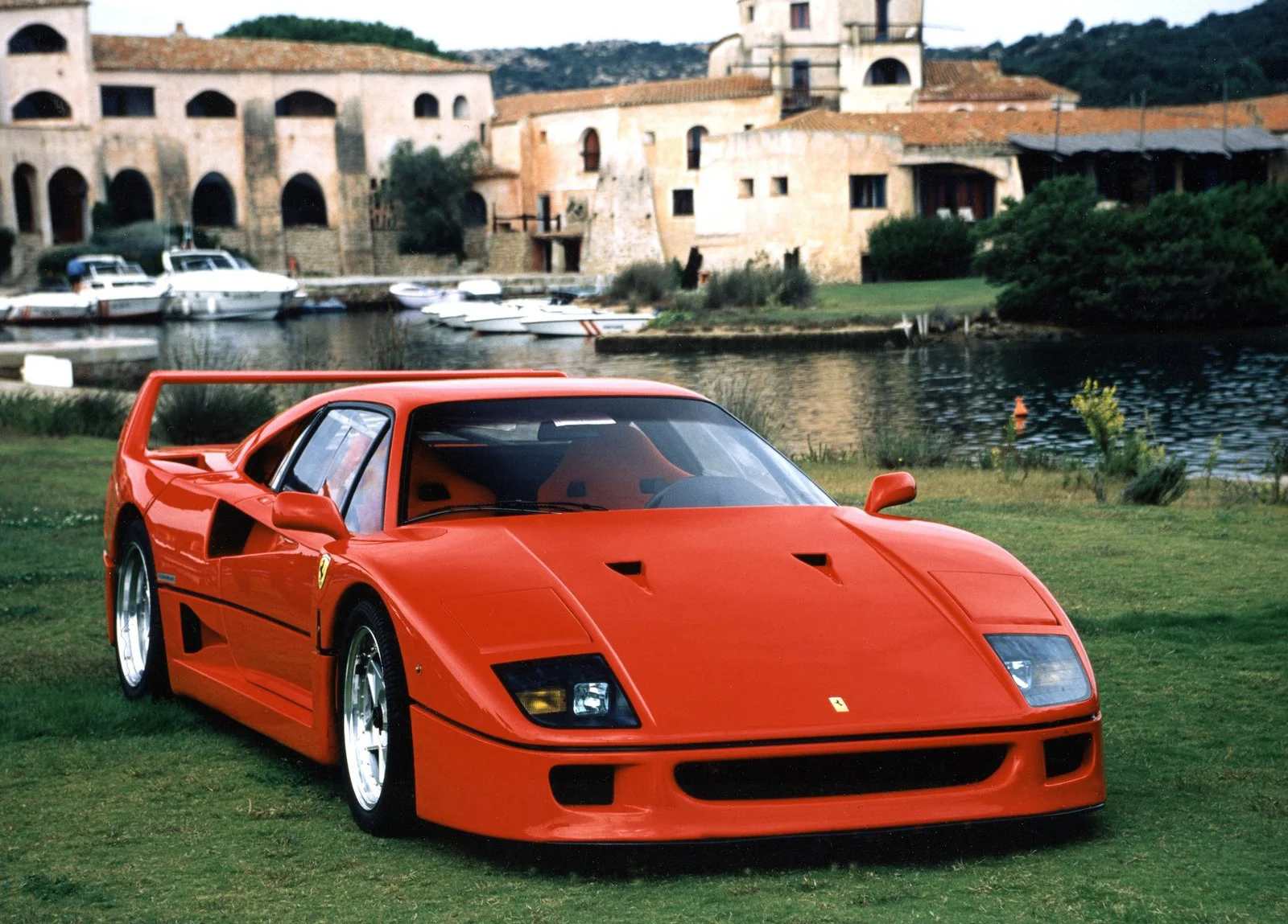 F40 - це не машина, це спокуса - Найджел Менсел Джерело: Ferrari